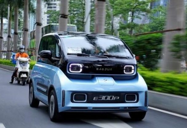新宝骏E300Plus怎么样？黑科技太强势，香就一个字