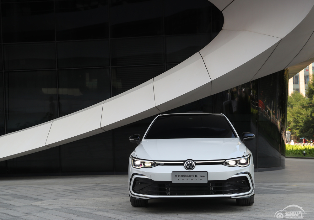 最熟悉的陌生人，第八代高尔夫，变，在何处？