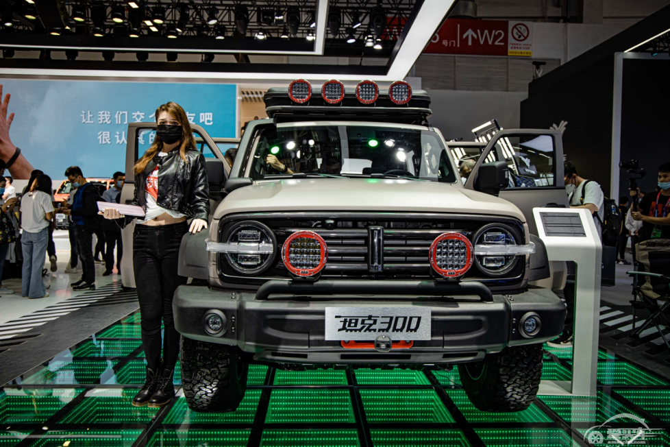 坦克300三“色”齐发，重磅亮相北京车展！