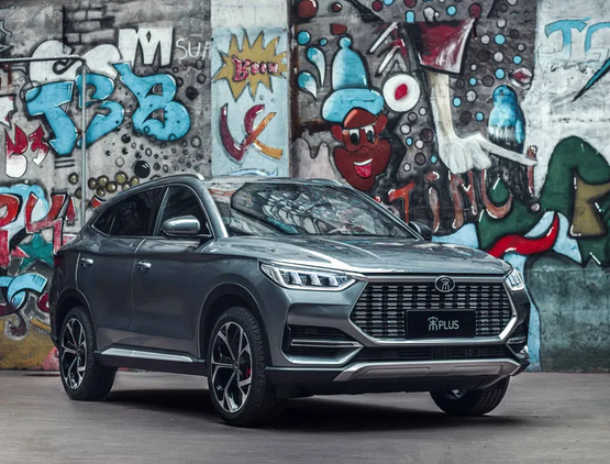  你被困在哪里？比亚迪宋PLUS带你逃离 