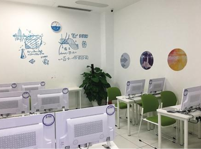  少儿编程培训去哪学，小码王编程真的靠谱吗？ 