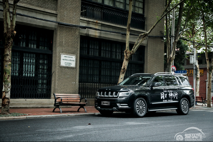 国刀顺利交接，爱国精神永驻！BJ90护航国刀巡礼抵达昆明