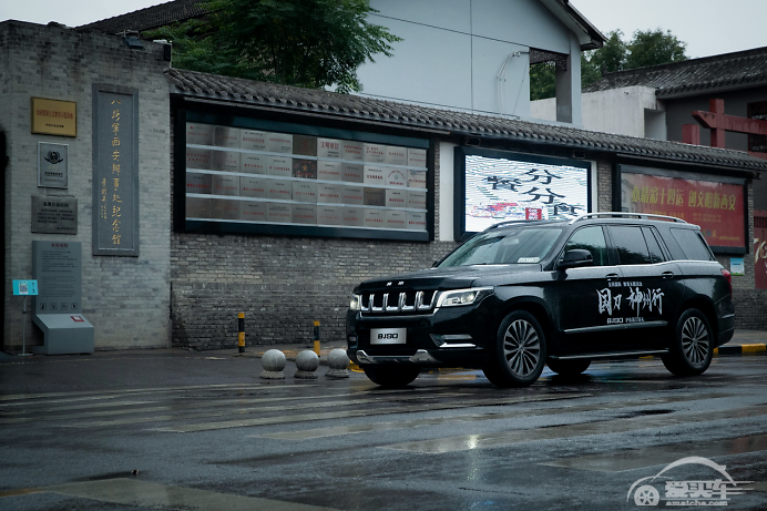 国刀顺利交接，爱国精神永驻！BJ90护航国刀巡礼抵达昆明