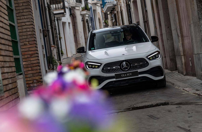  Data｜极速奔驰中的奔驰 