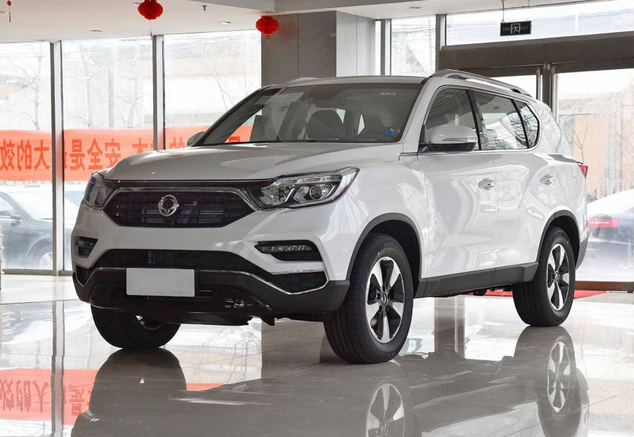  最便宜的进口7座SUV，轴距超2米8，搭2.0T仅售22万多 