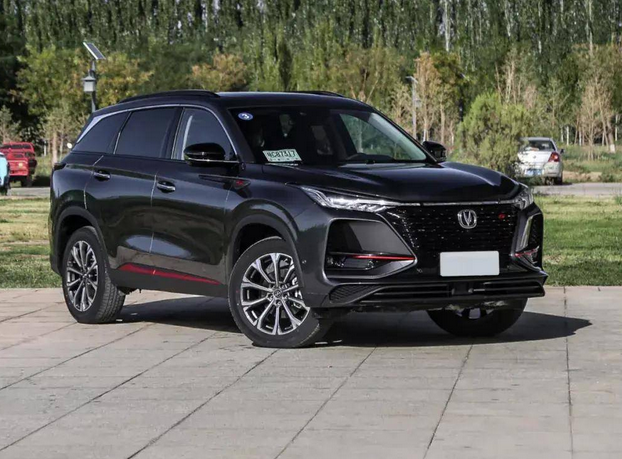  十五六万不一定选合资，这些高配的自主SUV都不错 