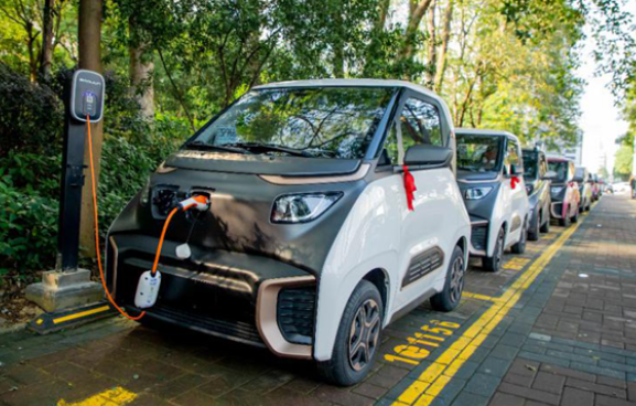  排名第一！ 宝骏E100⁄E200荣登中国新能源汽车满意度指数 