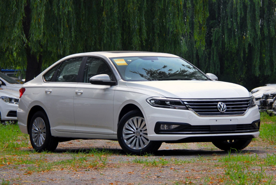  “金九银十” 买车正当时，这几款紧凑级家用轿车值得推荐 