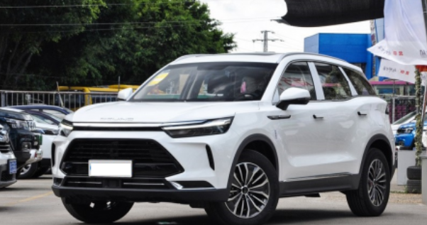  既大又灵活 车主说：CS75PLUS给不了的BEIJING-X7能给 