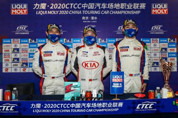  金陵速度新名片 古都南京迎国赛年度决战 张臻东勇夺四冠王 东风风神再创历史 