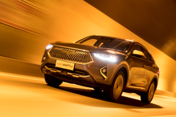  用最高级的车，炫最低调的耀：哈弗F7x比吉利星越更值得入手 