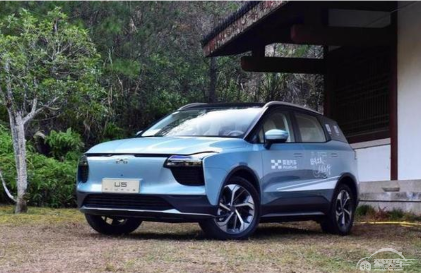 爱驰U5 LITE车型正式上市 售20.79万元