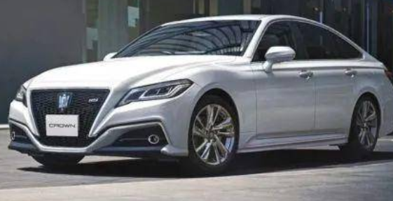  怀念以前的经典老皇冠？不如坐等“皇冠SUV” 