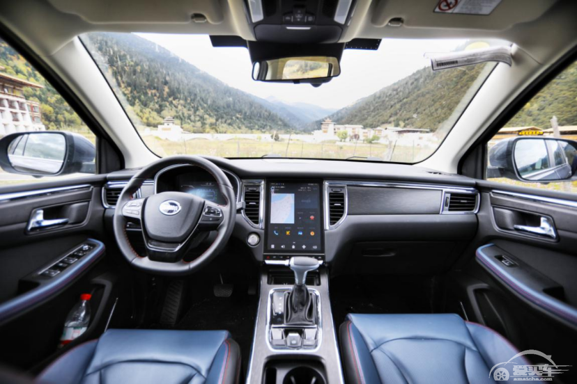 还在傻傻买合资小型SUV，这款大空间SUV它不香么？