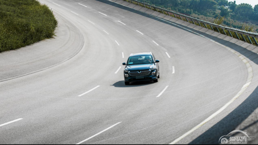 大四座头等舱五菱凯捷  舒享驾乘硬核实力『盘根问底』