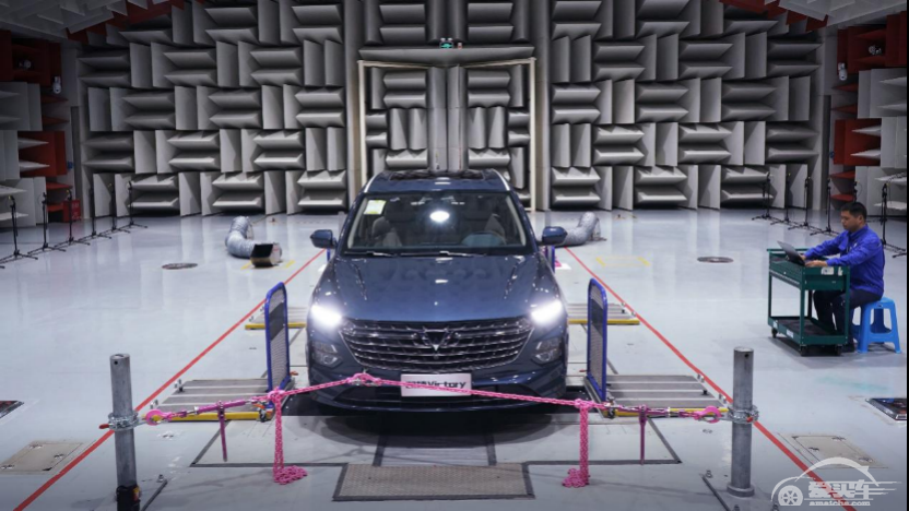 大四座头等舱五菱凯捷  舒享驾乘硬核实力『盘根问底』