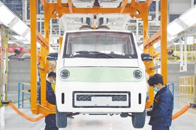 新能源汽车市场结构现积极变化 明年销量有望达