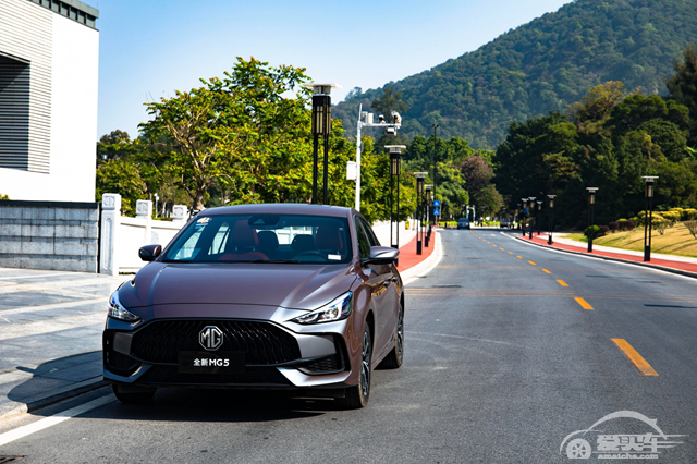 “质造”更多爆款 年轻即吸引力 上汽MG宁德工厂探秘