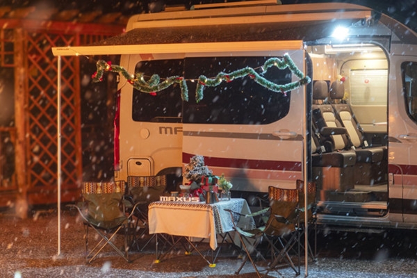 在雪地里露营需要什么准备？只要一台生活家V