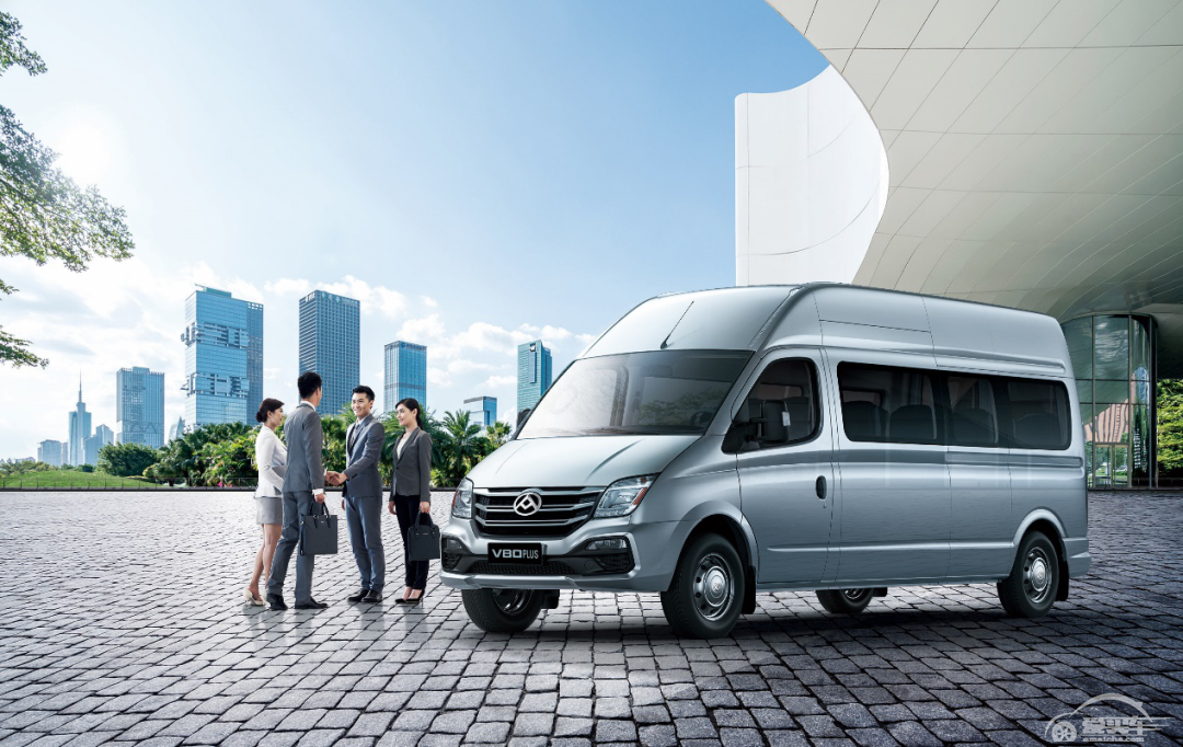 2021款上汽大通MAXUS V80 PLUS焕新上市 新增九座商旅版车型