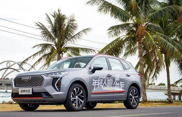 茶哥试驾丨哈弗初恋，内外兼修，这是一台最懂