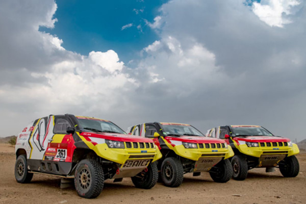  是英雄就去达喀尔 北京越野BJ40这次代表国家队出征！ 