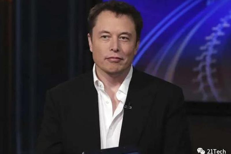 马斯克“搭乘”特斯拉成为世界首富：只想租房