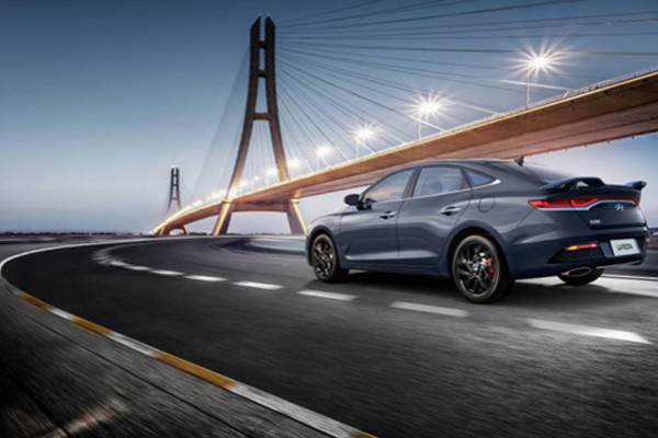  颜值与性能兼具，2021款菲斯塔凭什么能征服年轻人 ？ 