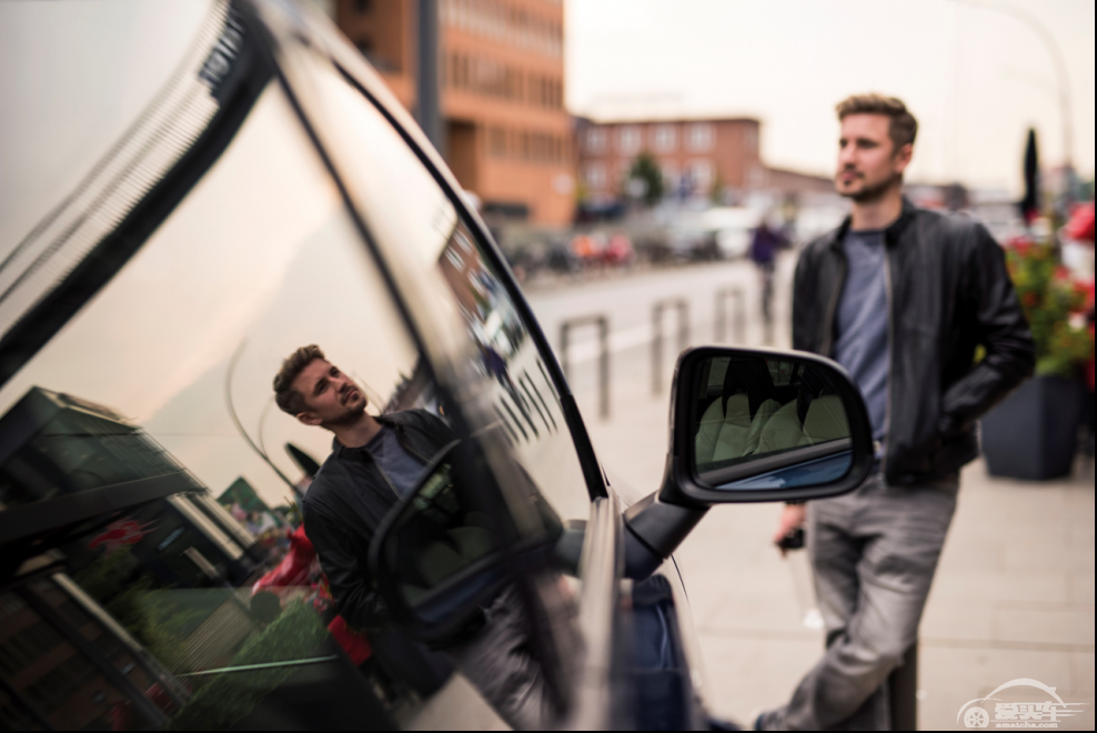 新全球高端SUV全新领克01订单量破万  PHEV首航欧洲