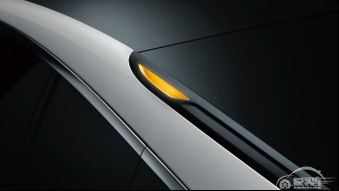 DS 联手《ELLEMEN睿士》深度诠释DS9法式高定设计