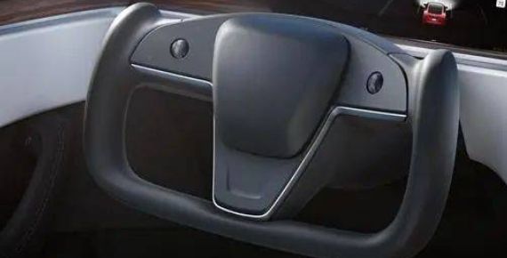  新款特斯拉Model S/X发布：竖屏改横屏、新增后排屏 