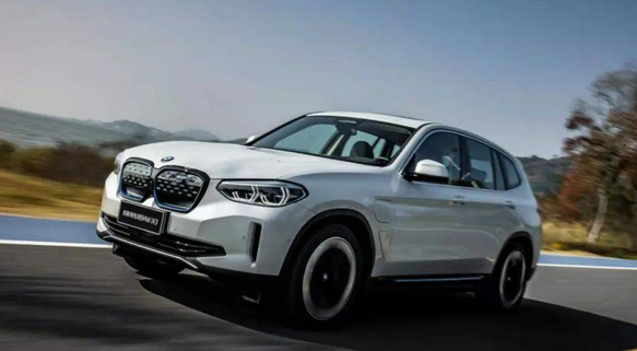  直怼Model Y！宝马iX3官降7万元！起价39.99万元 