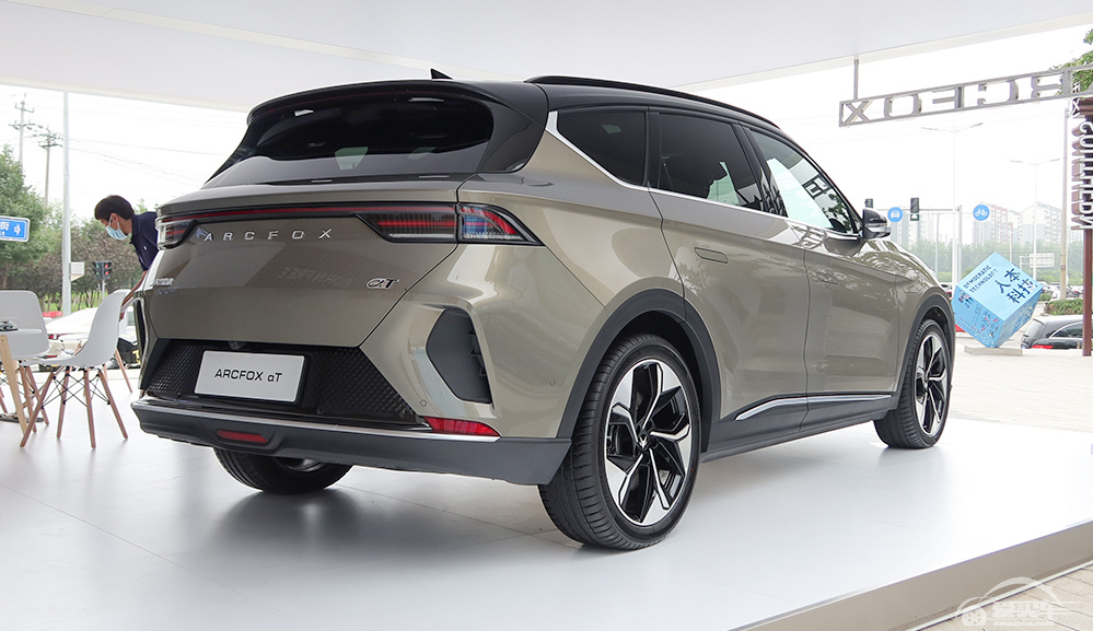 牛年没焦虑！回顾2020年上市的5款新能源车，论续航都是王者