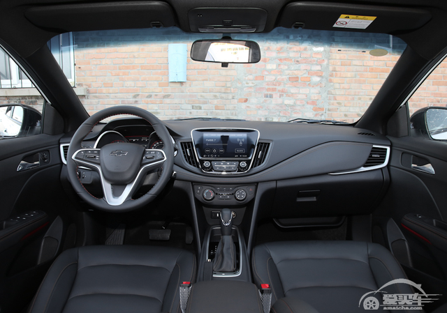 选这些合资车会被骂，但是真省油！不到10万起售还有大优惠