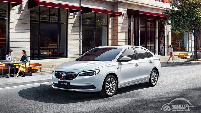 选这些合资车会被骂，但是真省油！不到10万起售还有大优惠