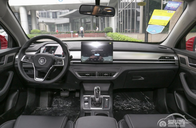 强烈推荐小年轻买：动感时尚还带T，关键入门价还不到十万元