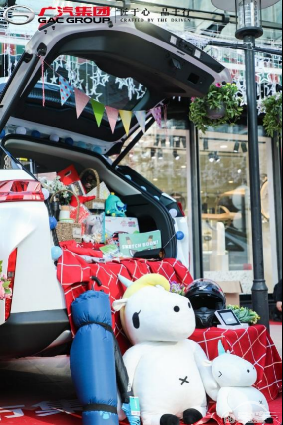 从初一到初十：这家的春节用户流水盛宴是如何烩制的？真香 ！