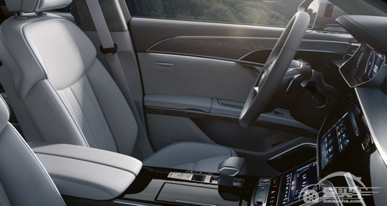 五十岁的男人开什么车合适？这三款大气又不失体面！