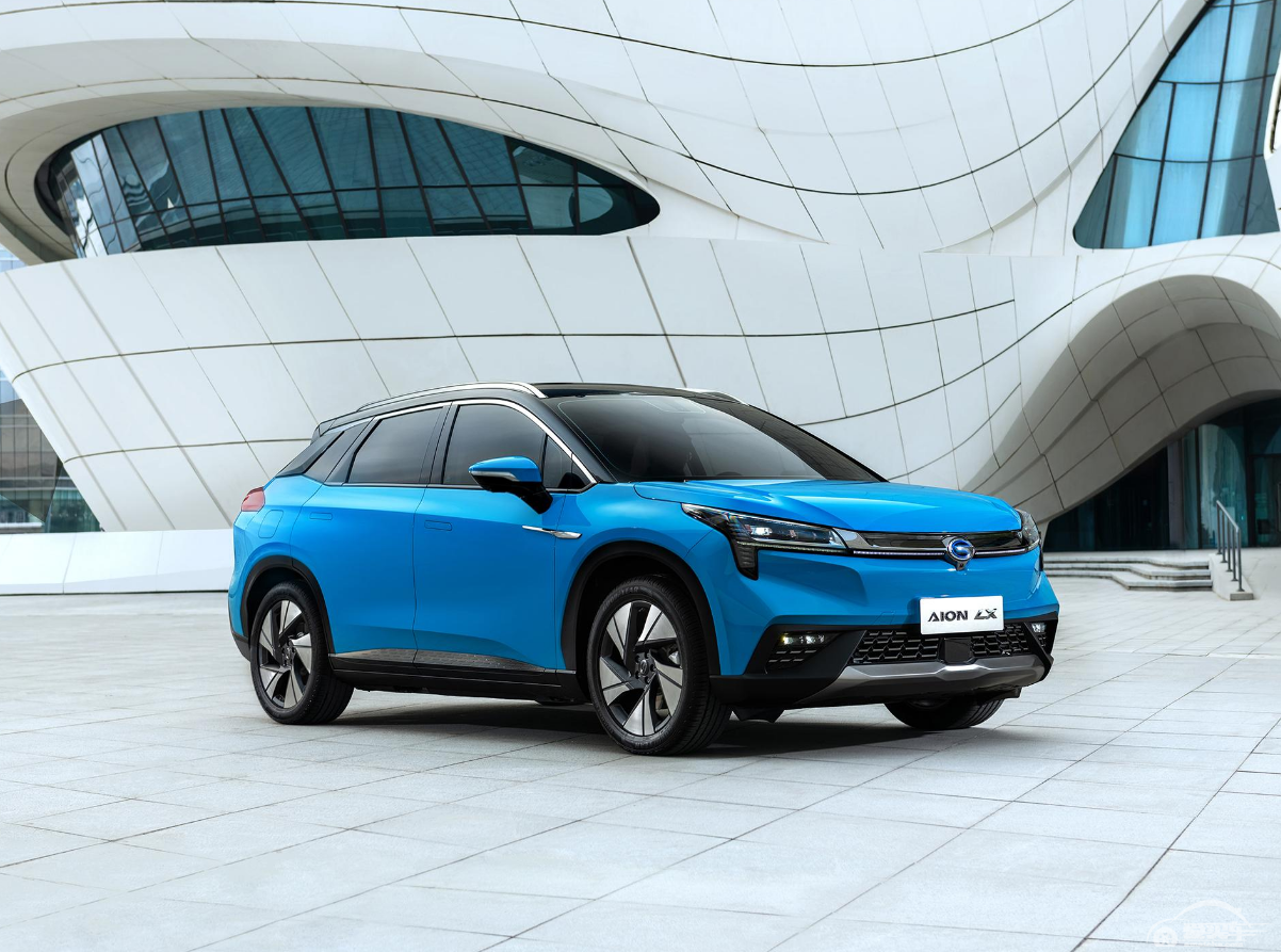 不必非选特斯拉，高端纯电SUV推荐，这三款都是“王者”