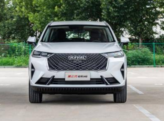  价格实惠、实用性强！这几款SUV都是自驾游神器，带你游山玩水 