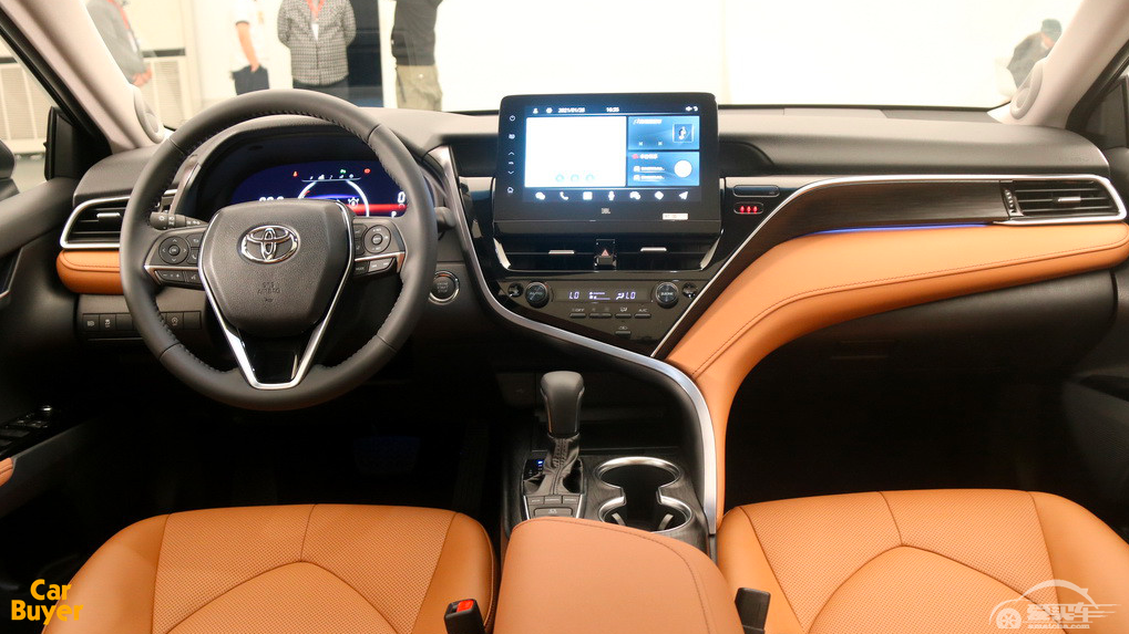 中期改款凯美瑞都改了些什么？相比老款性价比更高吗？