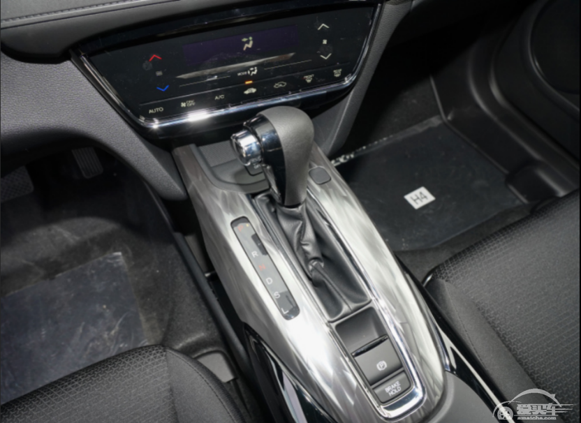 什么叫降维打击？花小型SUV的钱买紧凑型的SUV就是最佳诠释