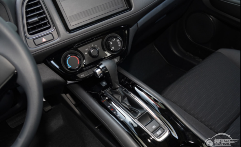 什么叫降维打击？花小型SUV的钱买紧凑型的SUV就是最佳诠释