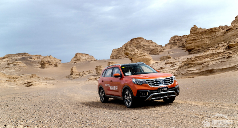 什么叫降维打击？花小型SUV的钱买紧凑型的SUV就是最佳诠释