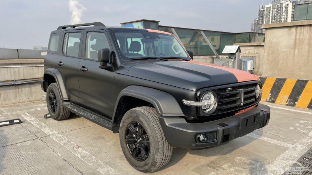 千万别开越野车去干这事儿！容易上瘾！