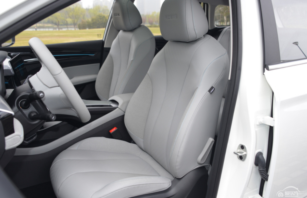 上海再造神车！续航501公里，配L2级自动驾驶，空间还大过Model 3