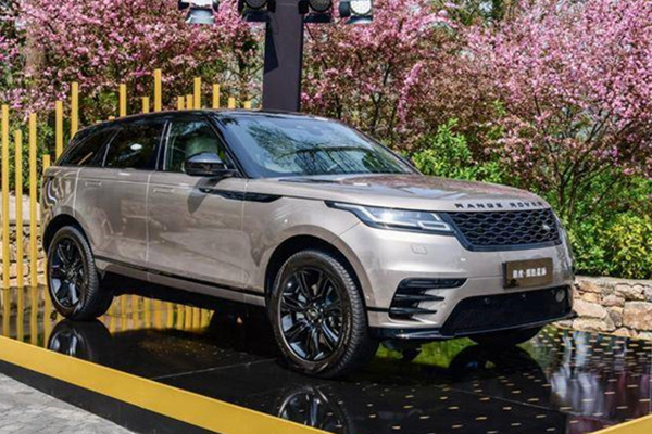  低配降价+换了车机=更值？解析新款路虎揽胜星脉 