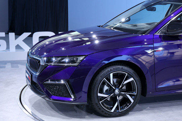  本田思域2021新款真让人失望！还不如明锐Pro 