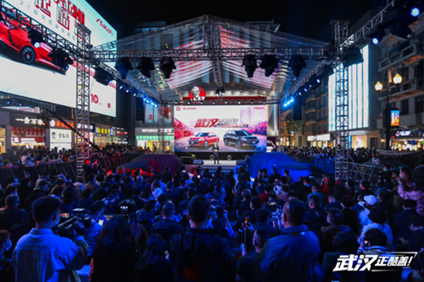 新款奕炫“双子星”上市，原厂自带改装，6.49万