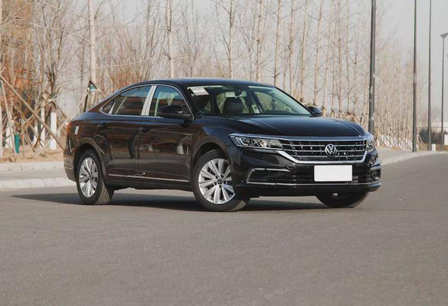  降价并不一定划算，这些中型轿车降价了更值得买 